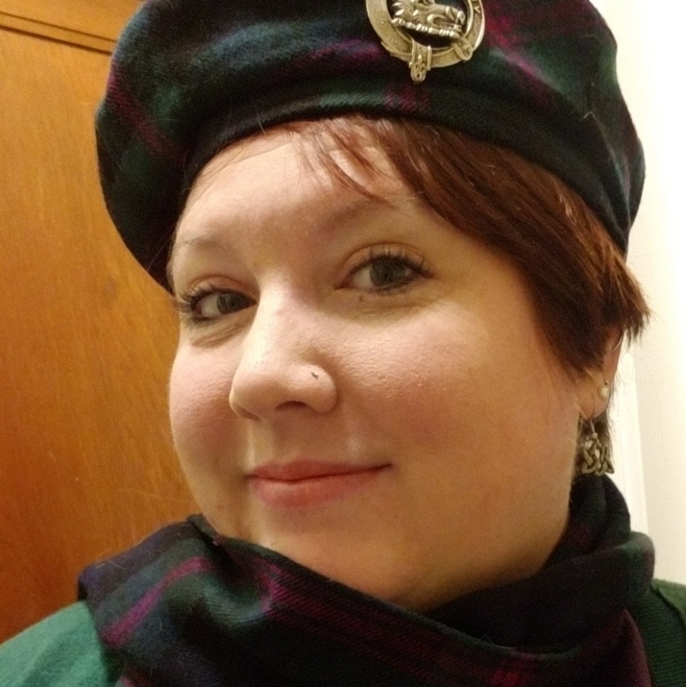 Meet your Posher, Elizabeth